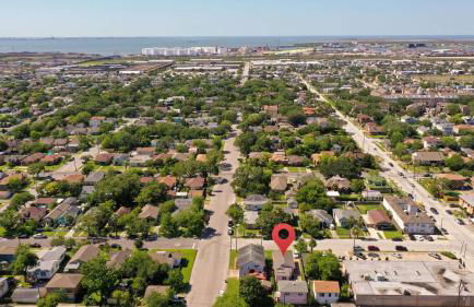 Flamingos on 45th Main - 3 King beds - Great vibe! - Foto 43