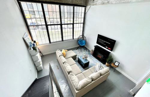 Swanky loft at Historic Peters Cartridge Factory - Foto 22