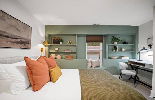 10min to NRG | Hot tub | Sauna | Firepit | 4br 3ba - Foto 16