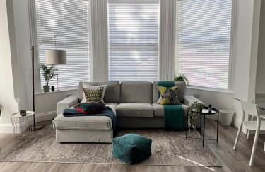 On The Avenue Apt 4 - Photo 1