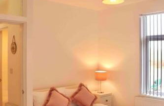 Contemporary & Stylish House . FREE Parking - Foto 32