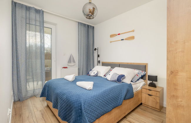 Coast Apartment With Balcony by Renters - Photo 7