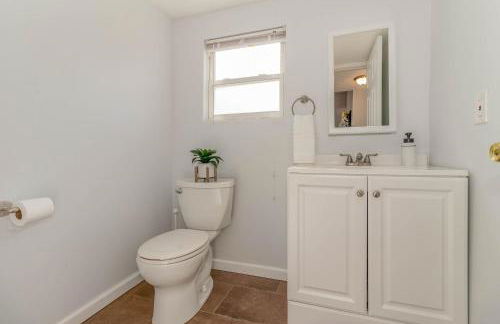 Downtown Views-Prime Location! - Foto 16