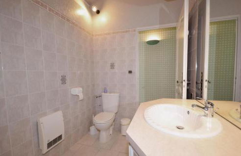 1 Bedroom Awesome Home In Visan - Foto 15
