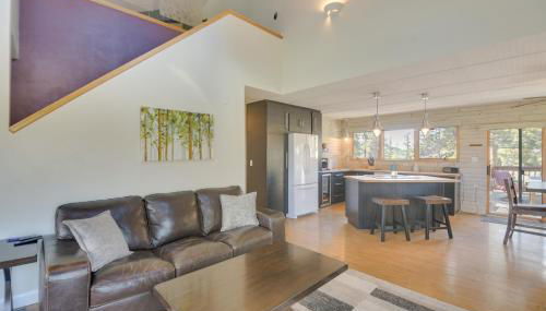 Cozy Red Feather Lakes Retreat with Deck and Yard - Foto 2