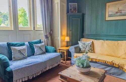 Historic 2 bed gatehouse in private parkland - Foto 4