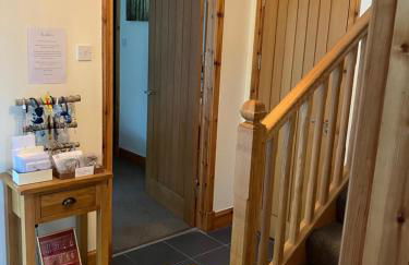 Acorn Cottage & Little Oaks - Photo 16