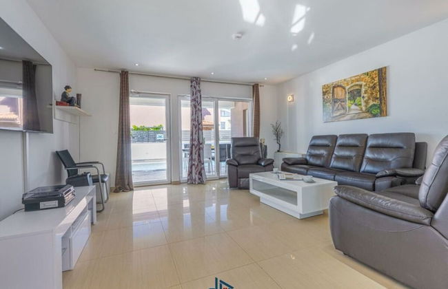 Gusto Comfortable Holiday Residence - Foto 13