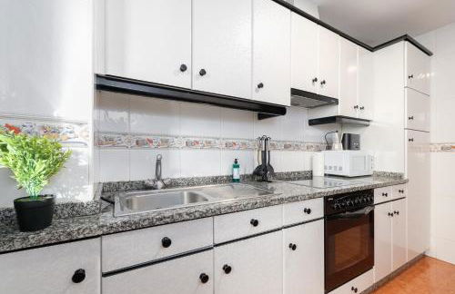 Con parking y para 6 huéspedes by CABANA Rentals - Foto 6