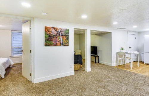 Ski, Soak and Explore! Central Parkside SLC Apt - Foto 12