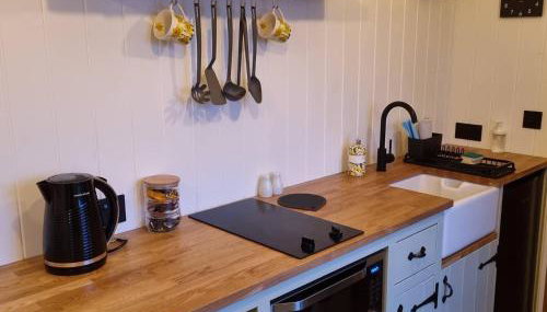 Tolverne Luxury Shepherd's Hut - Foto 2