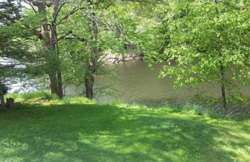 Moose Riverside Bungalow 3BR Home Old Forge NY - Foto 46