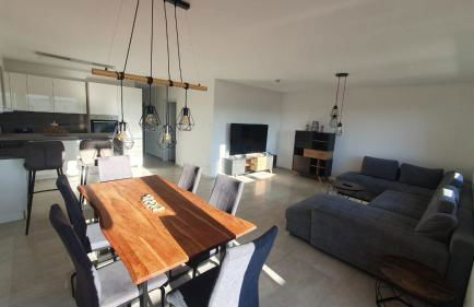 Schöne 3-Zimmer Neubauwohnung - Foto 2