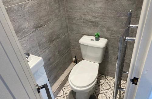 Stylish Home - Close to City Centre, Anfield Stadium - Free Parking - Foto 31