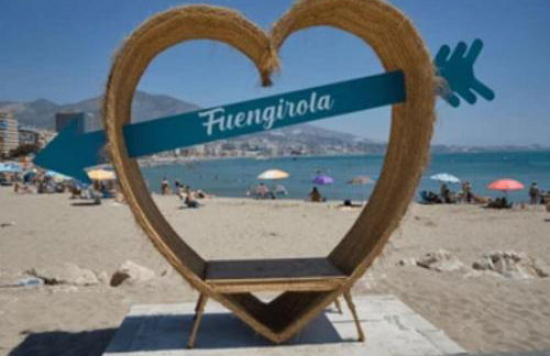 Sea View Apartment Near The Beach - Photo 41