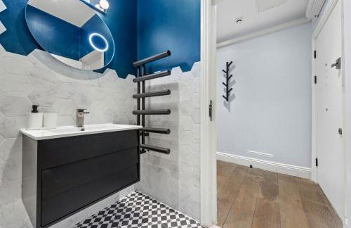 Westminster 2 Bedroom apartment with AC sleeps 5 - Photo 28