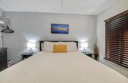 130 Direct Ocean Front 1 bedroom condo with heated pool - Foto 23