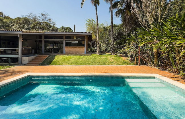 Casa térrea com piscina e cozinha de cinema | Granja Viana - Foto 40