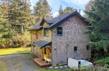 Walk to Beach Relax in Hot Tub Dine on the Deck LoLis Place by AvantStay - Foto 92