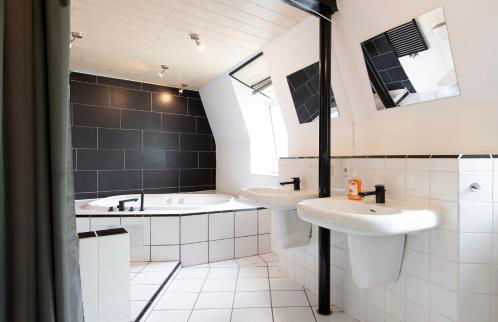 Gemütliche Unterkunft direkt im Zentrum - 10 min zum Airport Weeze - Foto 14