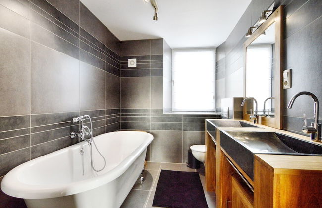 Walk Luxury Stay With Pool - Photo 36