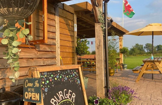 Beech Pod Cabin in Beautiful Surroundings Wrexham - Photo 30