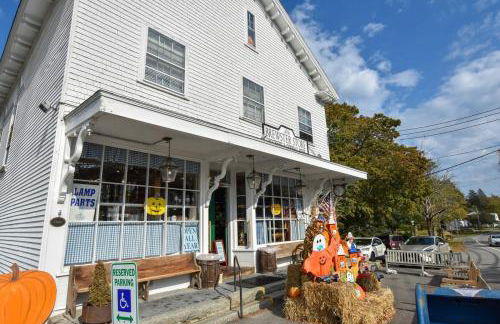 Heart of Brewster 5 Miles to Beach - Photo 23