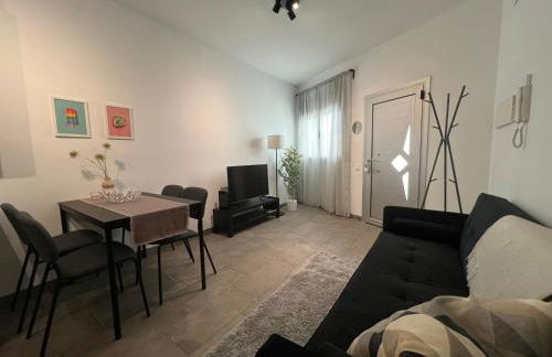 Cozy apartment well-located in Terrassa, Barcelona - Foto 1