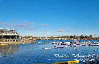 Elite Retreats 4U Lakeside Hot Tub Log Cabin with the fishing peg at Tattershall Lakes Park - Foto 38