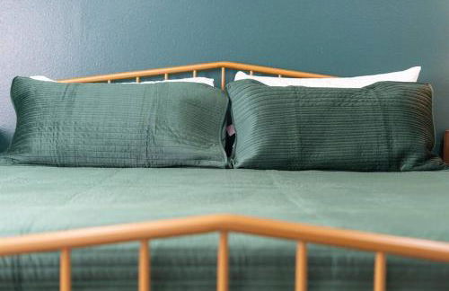 Cozy Warm Oasis-Heated Pool-Perfect location-Spring TRN - Foto 41