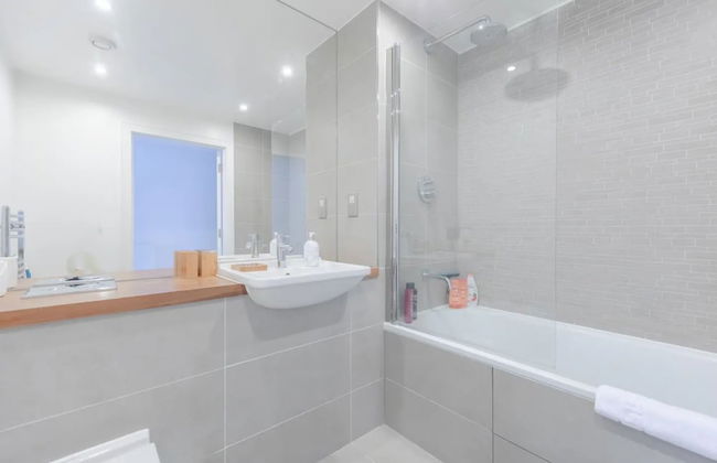Vibrant 1BD Flat w/ Private Balcony, Camberwell! - Foto 14
