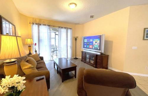 Spacious Villa South Facing Pool 20 min to Disney - Foto 23