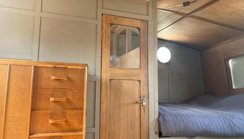 Ahoy London - Foto 3, wardrobe