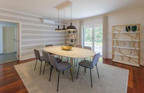 House in the center of Cascais - Photo 14