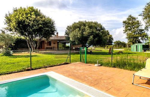 Can Noguer – Casa con piscina y jardín - Photo 34