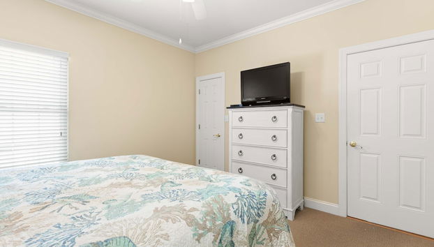 82 Van Horne Ave Unit B - Foto 5, Habitación