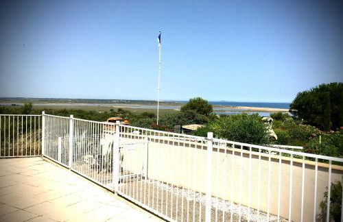 De la Clape à la mer mon petit pavillon labellisé - f2- piscine commune - wifi gratuit- parking privé - arrivee autonome - 800 m plage - grande terrasse abritée vent - - Foto 9