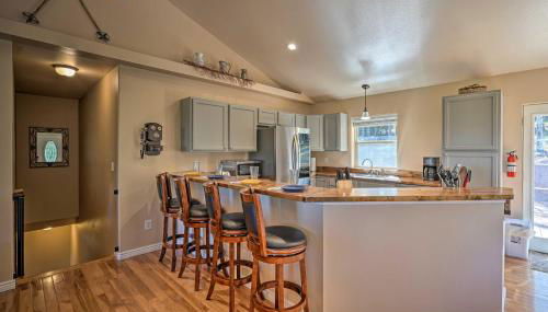 Hilltop Haven in Florissant Deck and Mountain View! - Foto 3