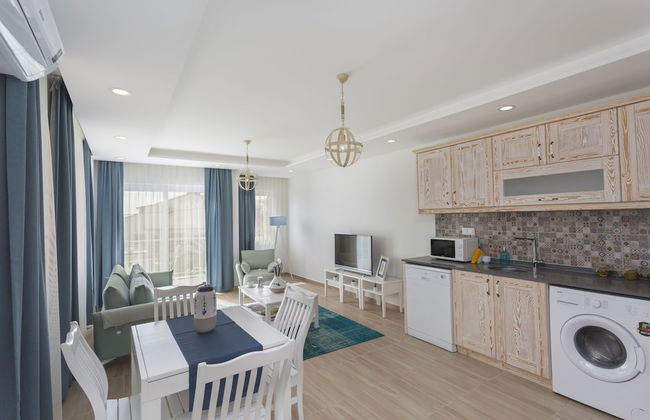 Kybele Suits - Photo 21