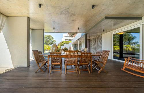 Extravagant 5-Bedroom Mansion - Foto 15