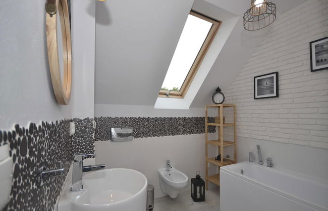 A Luxury Villa in a Seaside Village.living Room, 2 Bedrooms, 2 Bathrooms, Garden - Photo 10