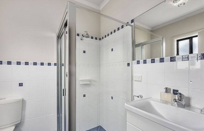 MG Delux Apartment - Photo 9