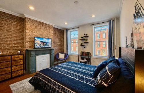 Large Home - Great Location - 15 Minutes to NYC - Foto 23