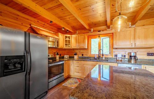 Adirondack Alpine Cabin with Hot Tub, Near Whiteface, Lake Placid, Game Rm, Fenced Yard, Views - Foto 30