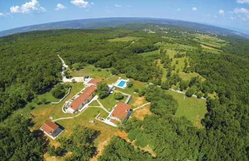 Awesome Home In Labin With Sauna - Photo 6