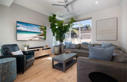 Walk to Beach Luxury Home Walk to Restaurants villa - Foto 2