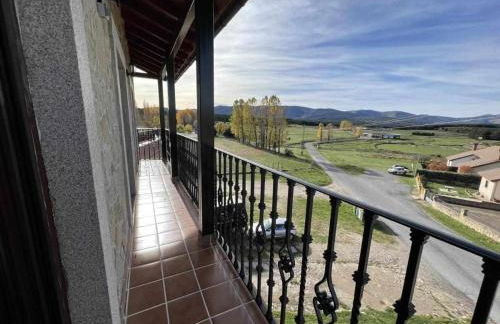 La Nava de Gredos acogedor piso con vistas - Foto 7