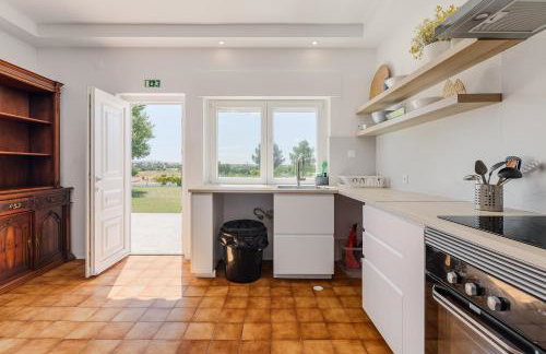 Palmela Sunset Villa - Photo 9