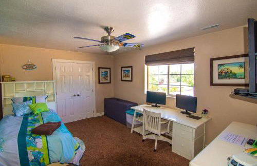 Tacit Shadow Resort Paradise Deluxe Suite, Gym, Coffee Bar, Hot-Tub, Free Laundry, Food Available - Foto 1