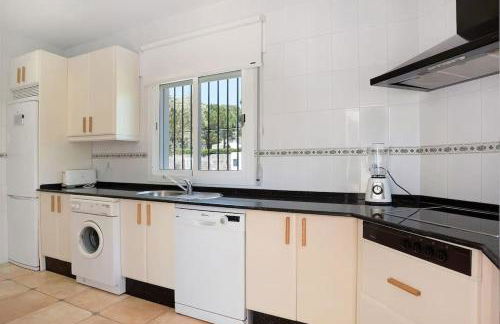 Villa Escocia, entre pinares y a pie de playa - Foto 10